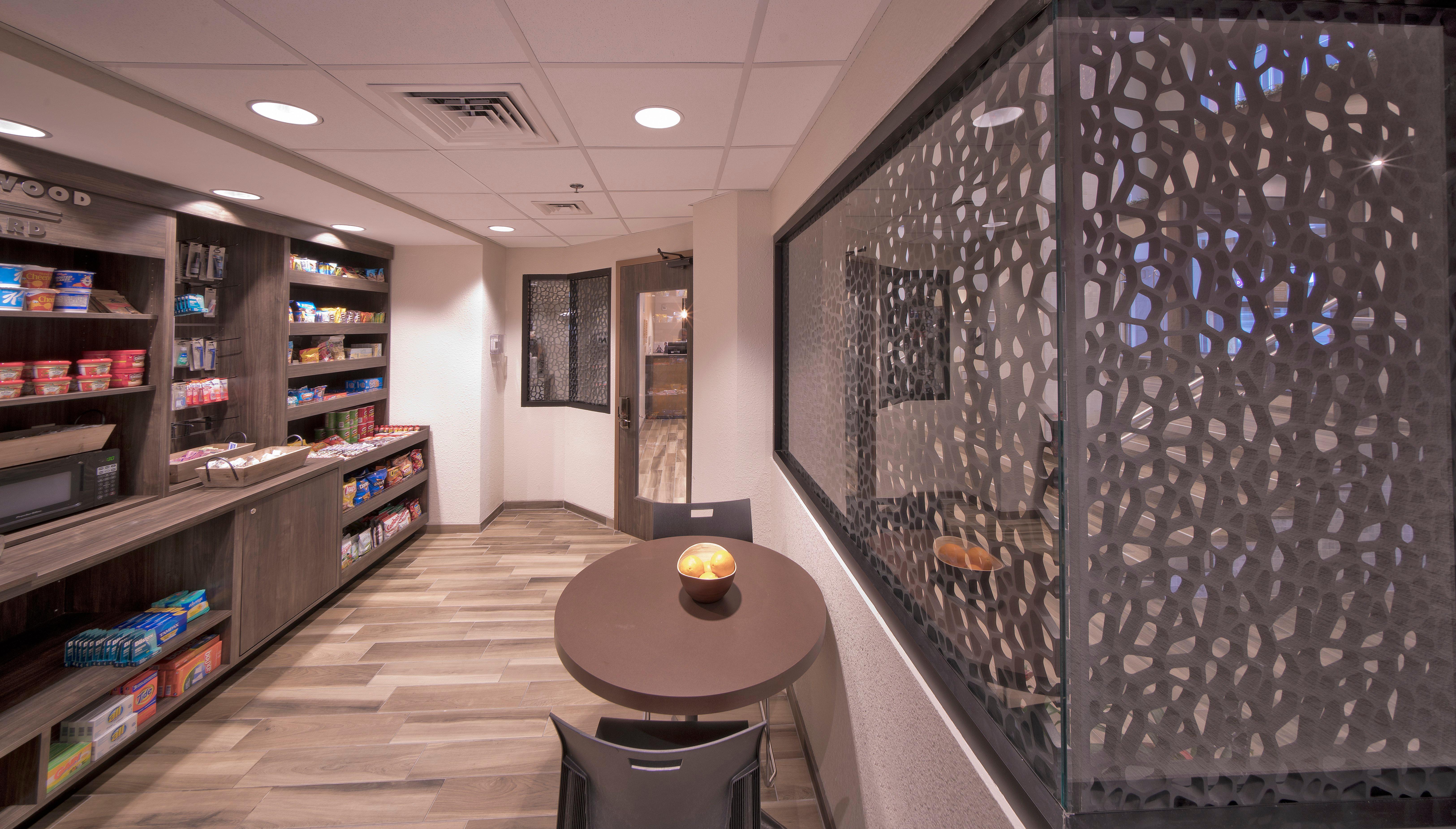 Candlewood Suites Baltimore - Inner Harbor By Ihg Екстер'єр фото