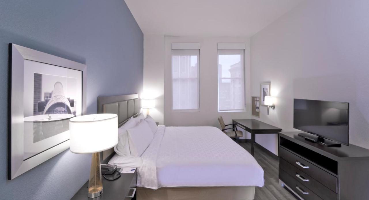 Candlewood Suites Baltimore - Inner Harbor By Ihg Екстер'єр фото